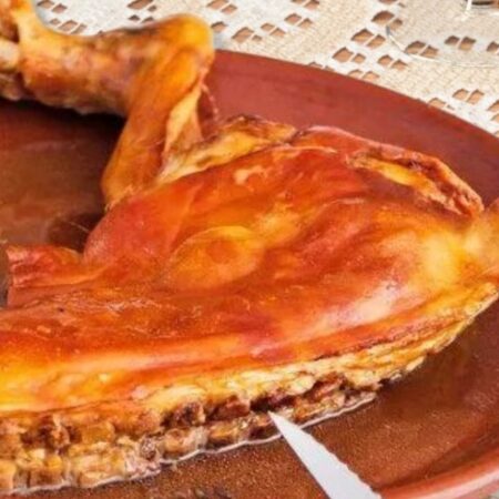 Cuarto de cochinillo asado de Aranda de Duero a domicilio - MORALON - 10