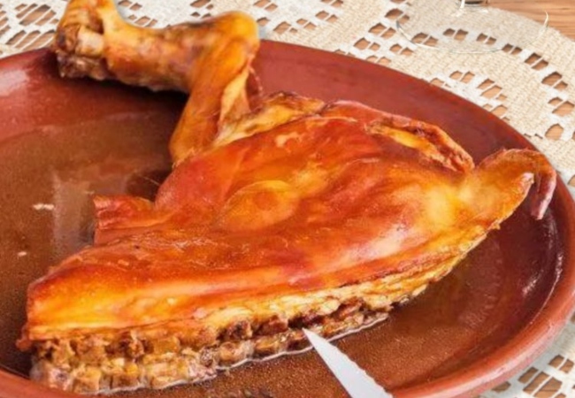 Cuarto de cochinillo asado de Aranda de Duero a domicilio - MORALON - 10